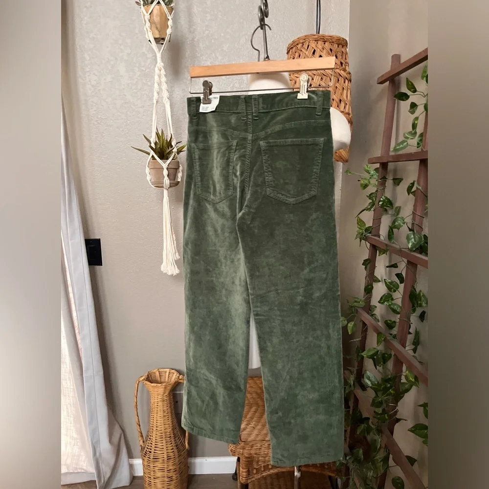 ▪️NWT Free People Risk Taker Mid Rise Cord Straight Pants